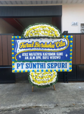 Papan Bunga Duka di Tamanan
