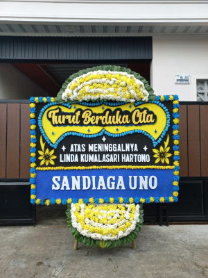 Papan Bunga Duka di Tamanan